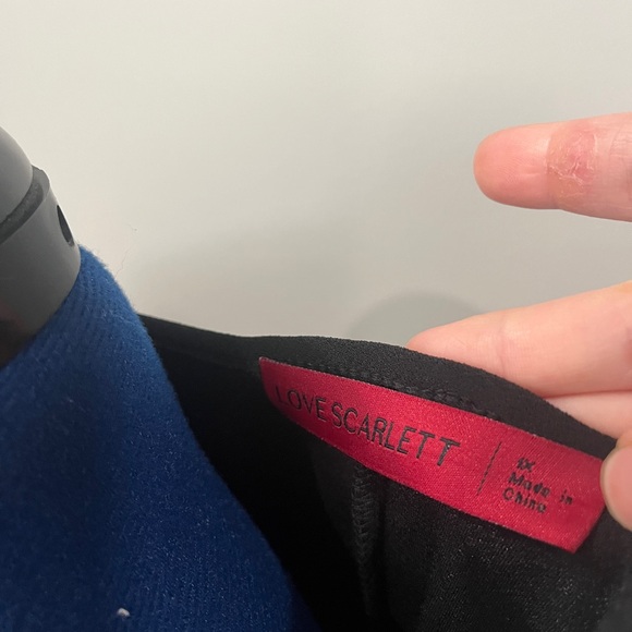 Love Scarlett Black with Rhinestone Short Sleeve  Top- Size 1X- NWT - Picture 5 of 8